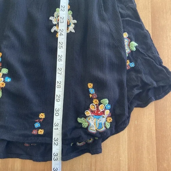 Free People Mini Dress Size XS Oxford Embroidered Black Floral Boho Goth Witchy - Picture 16 of 16